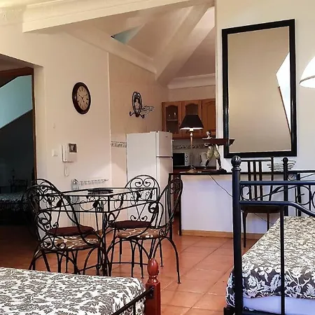 Holiday 7 Villas & Villa