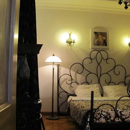 Holiday 7 Villas & Villa