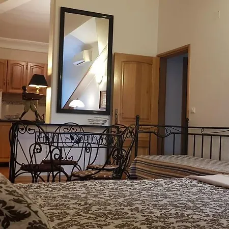 Holiday 7 Villas &